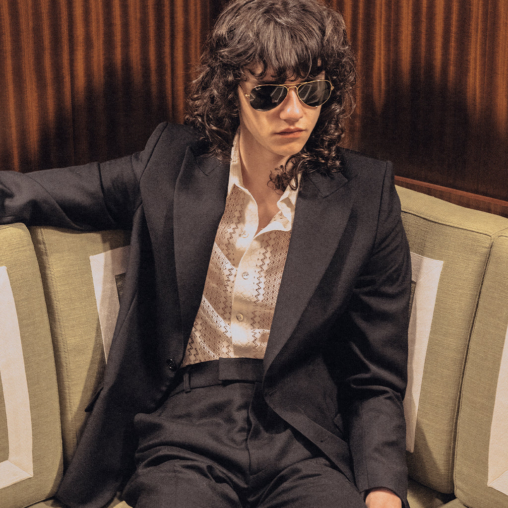 Good Morning Keith Keith suit and Neil 70's Shirt
